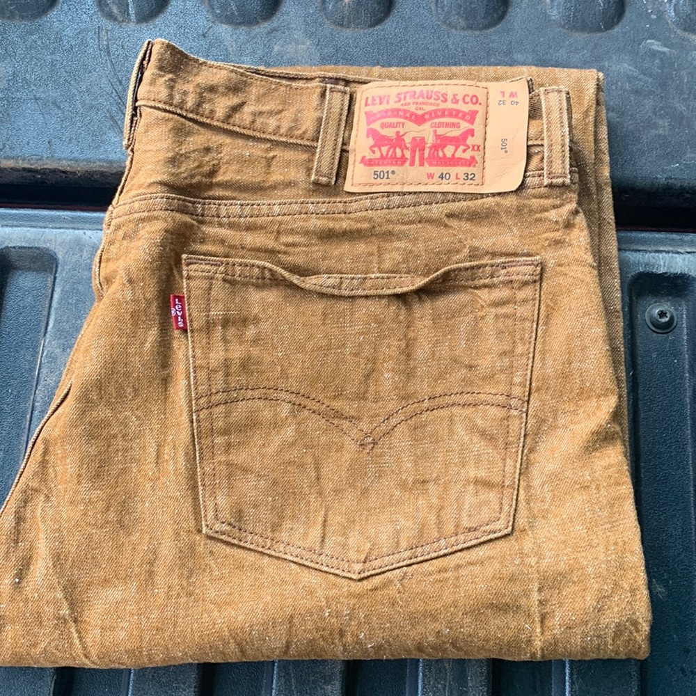 Men Levi Jean size 40x32 style 501